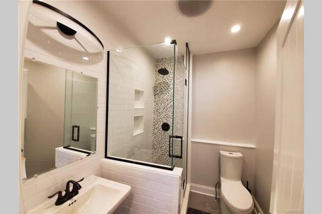 Luxury Private Home In The Heart Of نياغارا فالس، نيويورك المظهر الخارجي الصورة